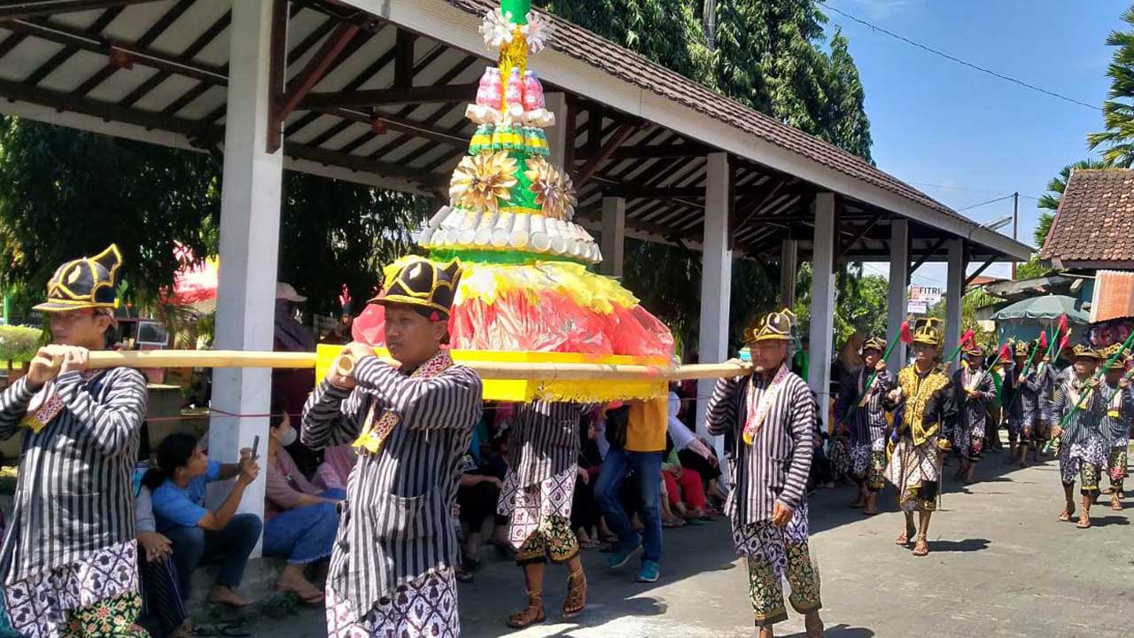 Grebeg Sampah, Sadarkan Masyarakat Cinta Lingkungan