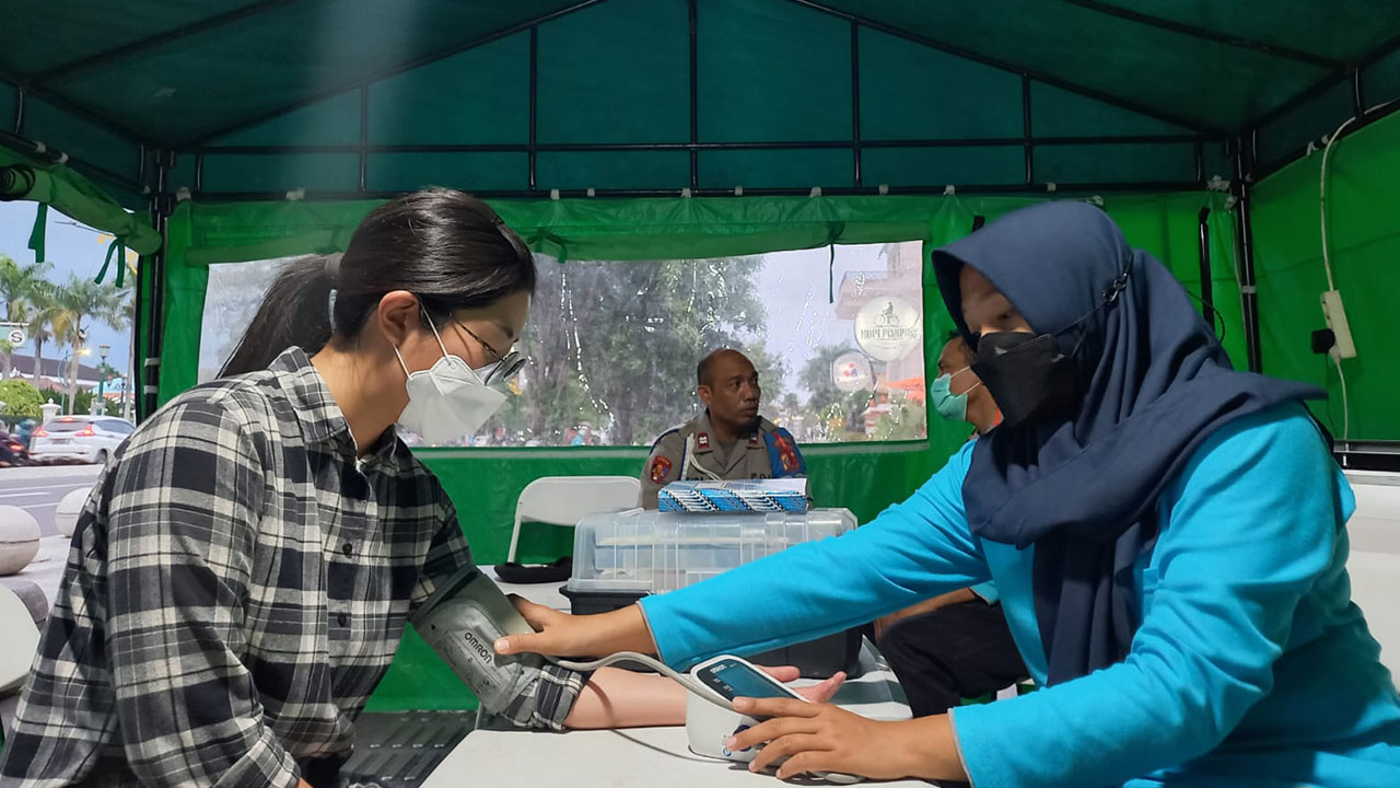 Buka Sejumlah Posko Kesehatan di Pusat Kota