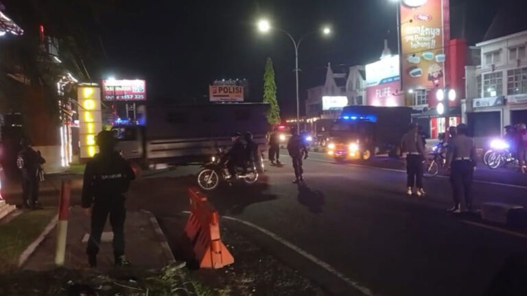 Bentrokan Pecah, Jogja Mencekam