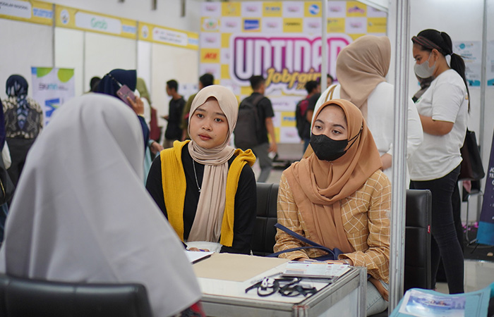 Gelar Job Fair, Pendaftaran secara Online