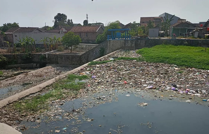 Sampah Berserakan di Sungai Code Munculkan Bau Menyengat, DLH Kota Jogja Gencarkan Edukasi