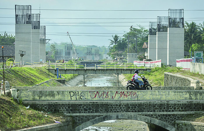 Mulai Pindahkan Utilitas dan Pelebaran Jalan