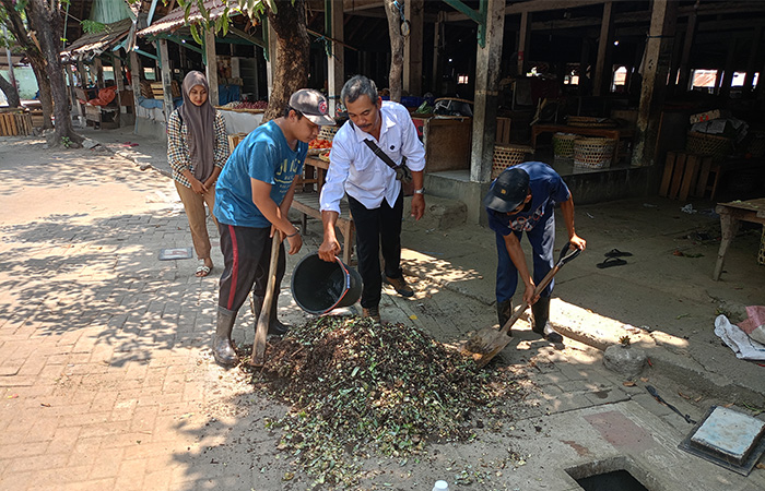 Atasi 16 Ton Sampah di Pasar Tradisional Pakai Bioferti