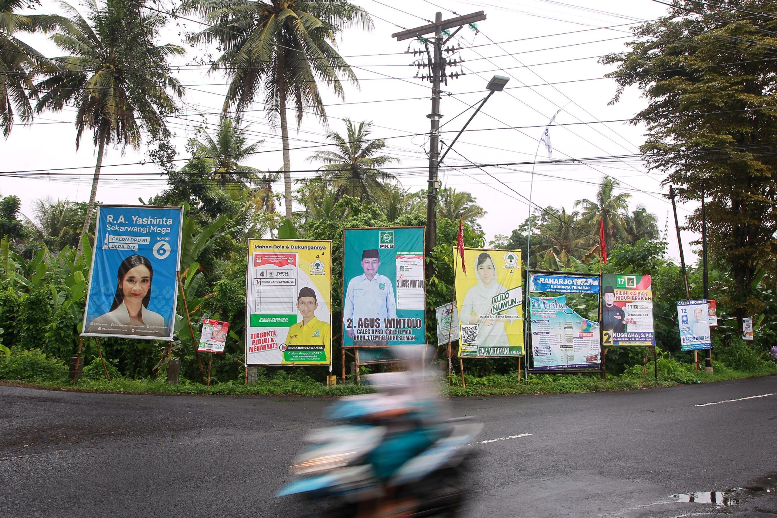 Bawaslu Kota Jogja Terima 20 Aduan, Si Pemasang APK Tak Tahu Regulasi