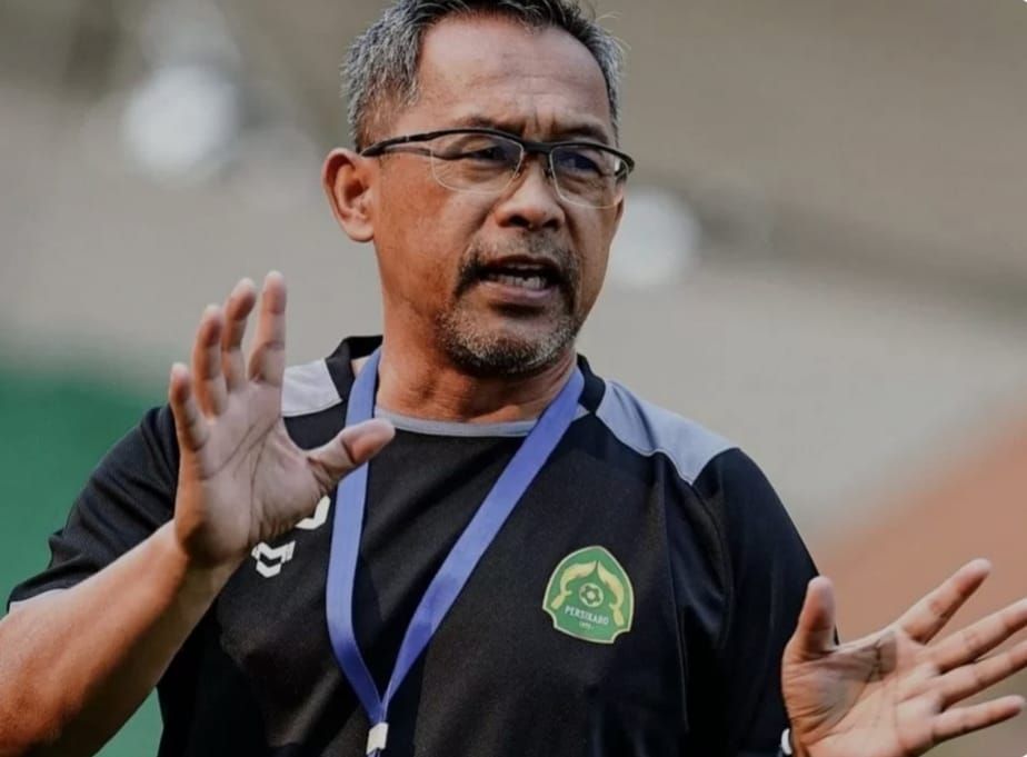 Wajib Menang, Aji Santoso Tekankan Persikabo Harus Raih Tiga Poin Kontra Persita