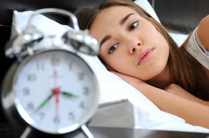 Cara Efektif Mengatasi Insomnia: 8 Tips Untuk Para Sobat Begadang