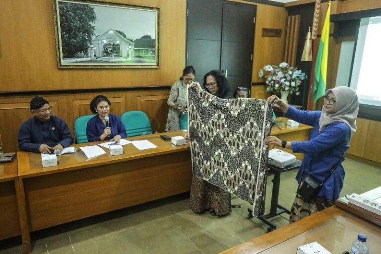 11 Motif Batik Baru dalam Dhaup Ageng Pakualaman 2024: Dua Tahun Dipersiapkan Istri Paku Alam X untuk Bungsunya, Ada Motif dari Emas Murni 24 Karat